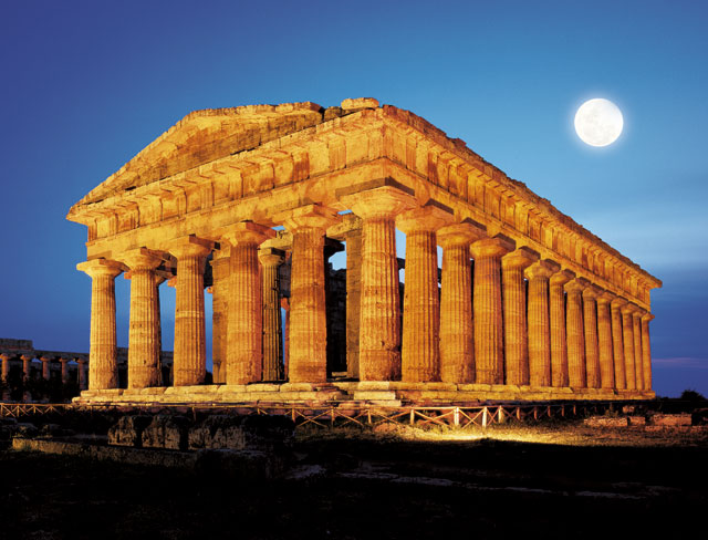 PAESTUM-notte